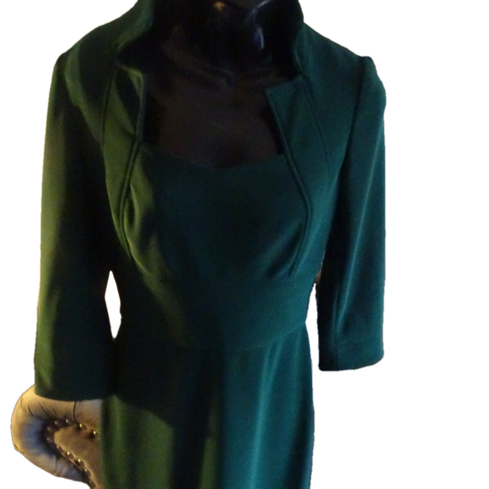 MIKAEL AGHAL DRESS SZIE 2 SQUARE NECK ZIPPER UP THE WHOLE BACK